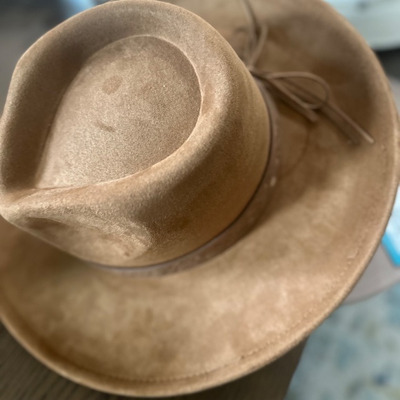 Hat - Picture 6 of 6